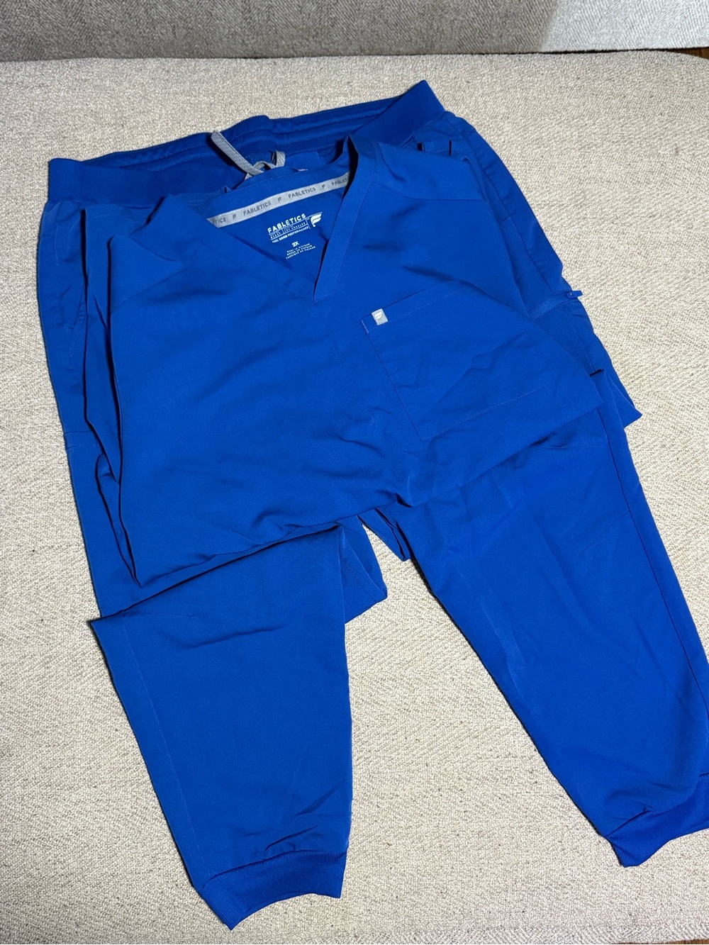 Fabletics Men's Jogger Sweatpants and Top Set in Royal Blue